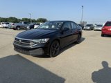 Used 2024 Volkswagen Jetta SE w/ Black Wheel Package image 3