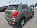 Used 2020 Chevrolet Trax LT w/ LT Convenience Package image 3
