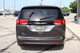 Used 2022 Chrysler Voyager LX image 5