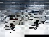 New 2025 Jeep Grand Cherokee L Laredo image 5