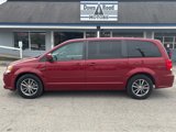 Used 2016 Dodge Grand Caravan SE image 2