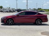 Used 2023 Nissan Altima 2.5 SR w/ SR Premium Package image 4