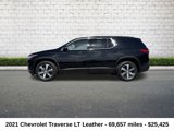 Used 2021 Chevrolet Traverse LT w/ LT Premium Package image 6