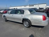 Used 2007 Lincoln Town Car Signature Limited image 6