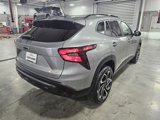 Used 2024 Chevrolet Trax RS image 4