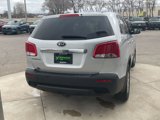 Used 2013 Kia Sorento LX image 4