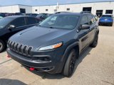 Used 2017 Jeep Cherokee Trailhawk w/ Comfort/Convenience Group image 5