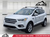 Used 2017 Ford Escape SE w/ Equipment Group 201A image 4