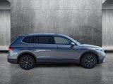 Used 2024 Volkswagen Tiguan SE image 4