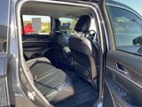 Used 2022 Jeep Grand Cherokee Limited image 2