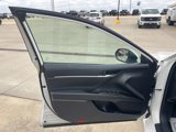 Used 2022 Toyota Camry SE image 5