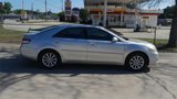Used 2011 Toyota Camry XLE image 2