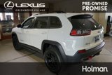 Used 2020 Jeep Cherokee Trailhawk image 3