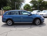 Used 2017 Volkswagen Golf Alltrack S image 2