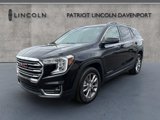 Used 2023 GMC Terrain SLT image 3