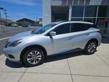 Used 2018 Nissan Murano SV image 2