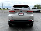 Used 2022 Toyota Venza XLE image 4