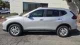 Used 2018 Nissan Rogue SV image 4