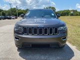 Used 2021 Jeep Grand Cherokee Laredo image 2