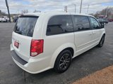 Used 2015 Dodge Grand Caravan SXT image 6