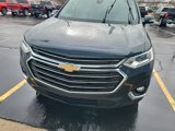 Used 2020 Chevrolet Traverse LT w/ Driver Confidence II Package image 3