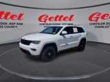 Used 2021 Jeep Grand Cherokee Laredo image 4