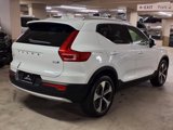 Used 2025 Volvo XC40 B5 Plus image 4