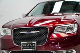 Used 2019 Chrysler 300 Limited image 2