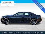 New 2023 Chrysler 300 Touring w/ Sport Appearance Package image 4