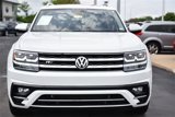 Used 2019 Volkswagen Atlas SEL R-Line image 4