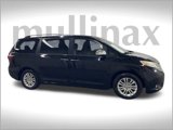 Used 2016 Toyota Sienna L image 2
