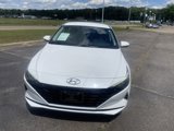 Used 2021 Hyundai Elantra SEL image 2