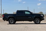 Used 2019 Toyota Tacoma TRD Off-Road w/ Technology Package image 3