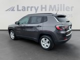 Used 2022 Jeep Compass Latitude image 3