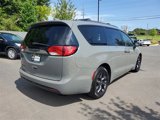 Used 2020 Chrysler Pacifica Touring-L w/ S Appearance Package image 3