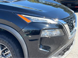Used 2023 Nissan Rogue S image 4