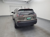 Used 2019 Jeep Cherokee Latitude w/ Popular Appearance Group image 6