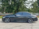 Used 2018 BMW 340i Sedan w/ Executive Package image 3