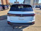 New 2025 Volkswagen Taos SE image 4