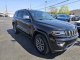 Used 2022 Jeep Grand Cherokee Limited w/ Trailer Tow Group IV image 3