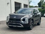 Used 2022 Mitsubishi Outlander SE image 2