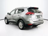 Used 2017 Nissan Rogue SV image 5