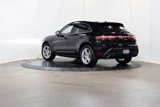 Certified 2024 Porsche Macan image 3