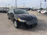 Used 2017 Ford Fusion SE w/ Fusion SE Technology Package image 4