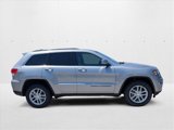 Used 2018 Jeep Grand Cherokee Laredo image 4