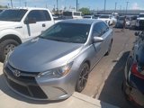 Used 2017 Toyota Camry SE image 2