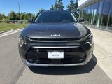Used 2024 Kia Niro SX Touring image 4