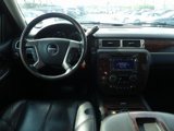 Used 2008 GMC Yukon Denali image 2