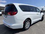 Used 2022 Chrysler Voyager LX image 5