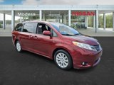 Used 2016 Toyota Sienna XLE image 3